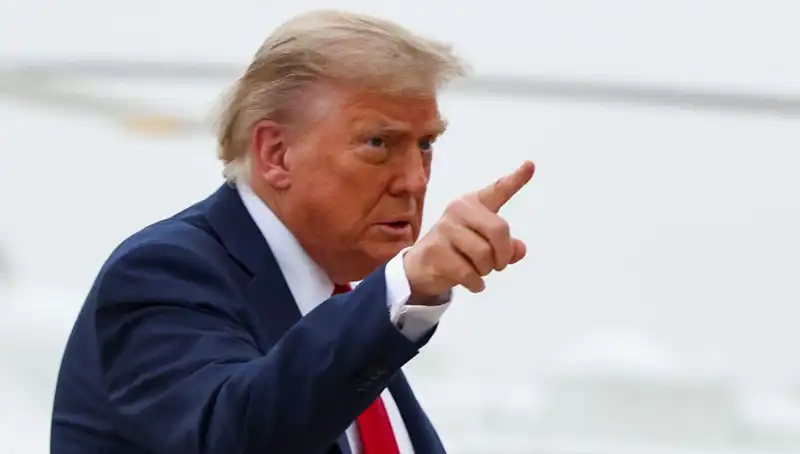 Trump Yönetimi Uygulaması Olan Seyahat Yasağını 36 Ülkeye Daha Genişletebilir