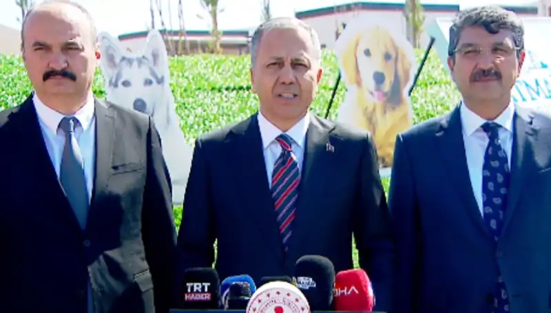 Sokak Köpekleri Tartışması Derinleşiyor: İçişleri Bakanlığı'ndan 81 ile Müfettiş Gönderildi