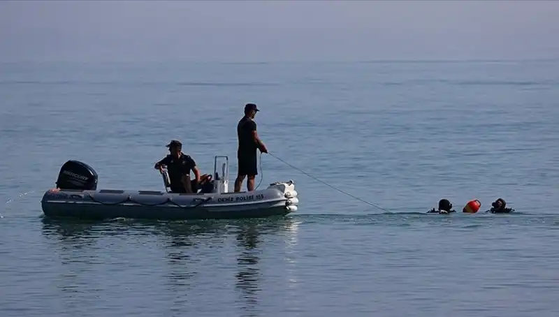 Kuşadası'nda Denizde Boğulma Olayı: Serinlemek İsterken Hayatını Kaybetti
